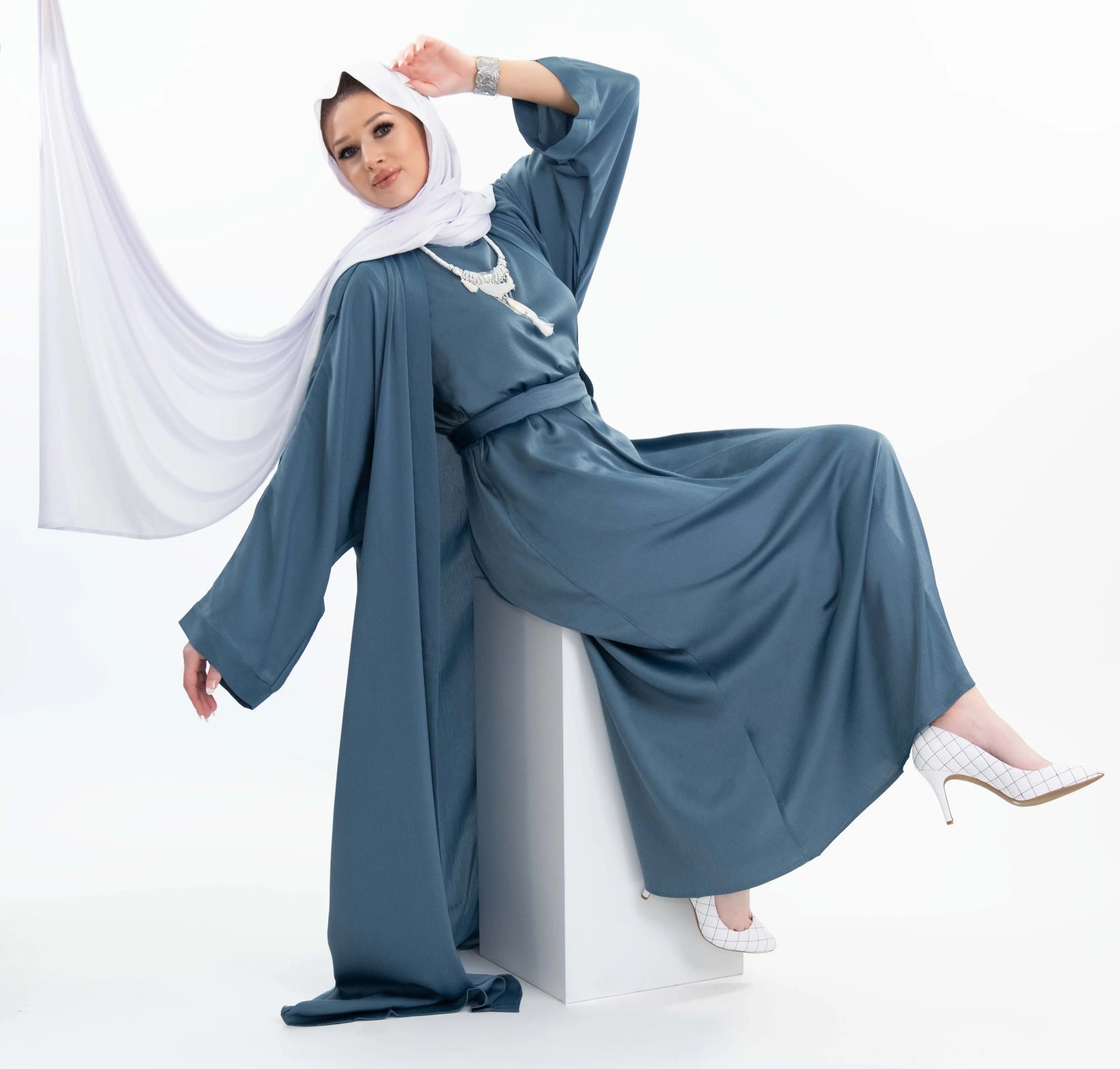 Bamboo jersey hijab, lightweight and breathable, made from eco-friendly bamboo and spandex blend. Perfect for modest fashion styling | White