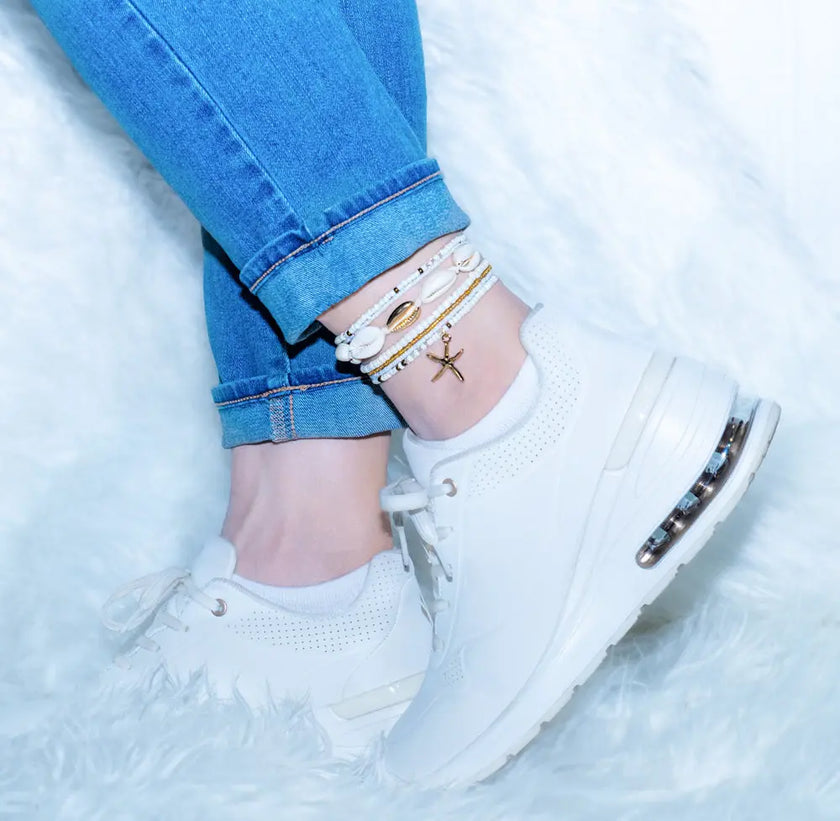 White and Golden Seashell Dreams Anklet Set
