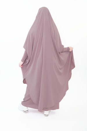 Two-piece abaya set featuring fitted sleeves and a skirt, offering elegance and versatility | Pink