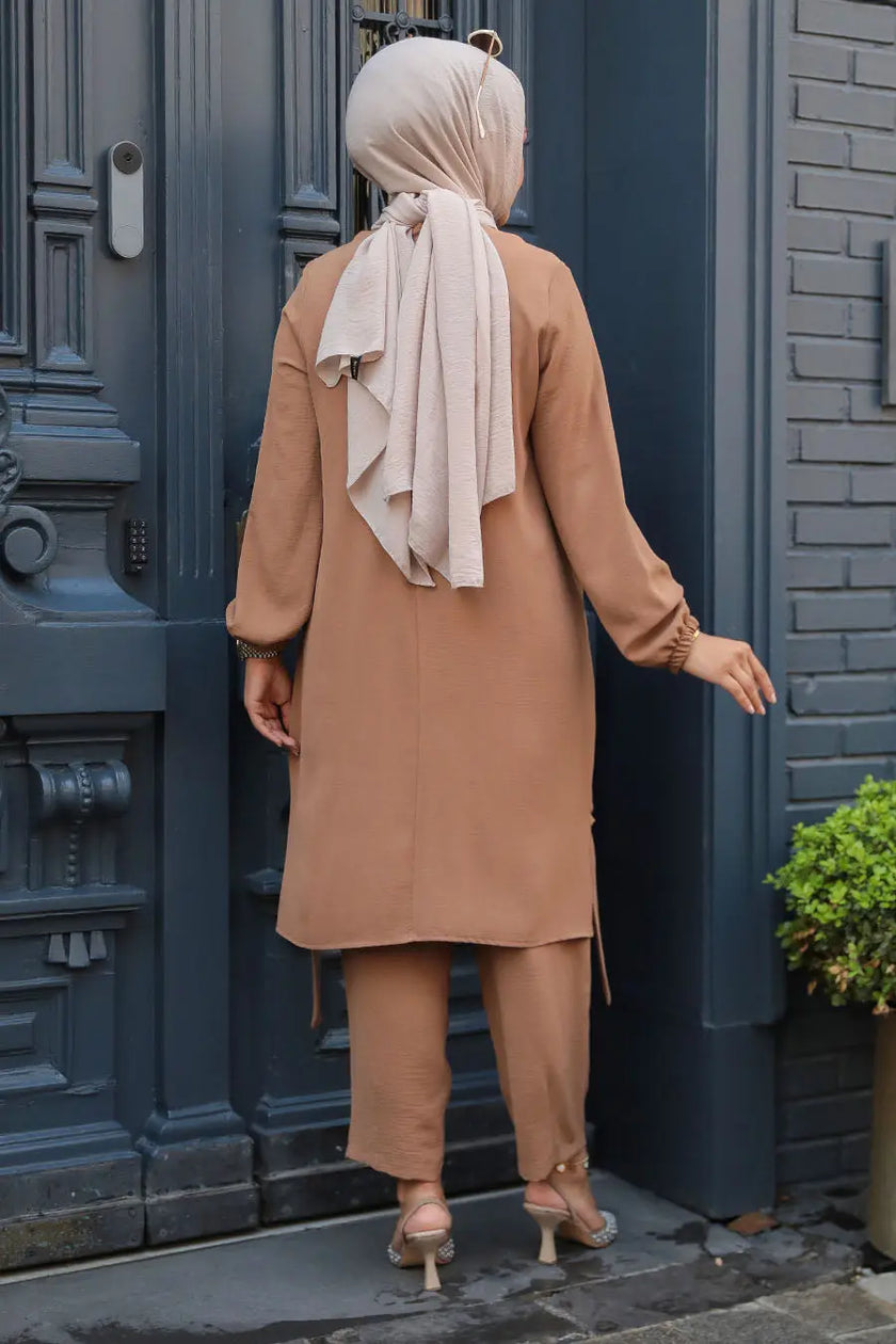 Modest Button-Down Two-Piece Set – Elegant Long Shirt with Matching Trousers Zari Hijabeez